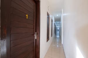 thumbnail: Hallway