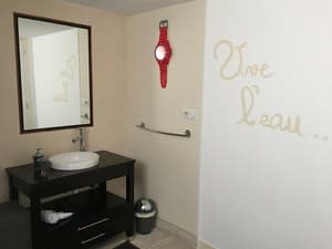 thumbnail: Bathroom sink