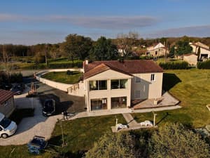 thumbnail: Exterior