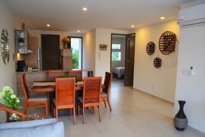 thumbnail: In-room dining