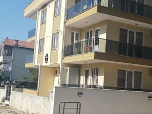 thumbnail: Front of property