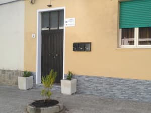 thumbnail: Property entrance