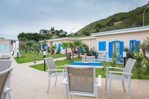 thumbnail: Terrace/patio