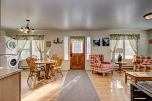 thumbnail: Living area