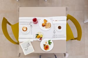 thumbnail: Breakfast area
