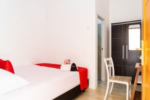 thumbnail: Room