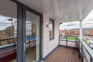thumbnail: Balcony