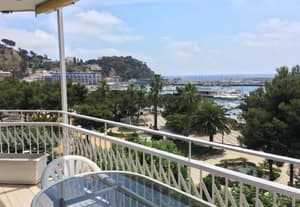 thumbnail: Balcony