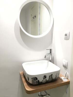 thumbnail: Bathroom sink