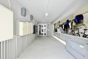 thumbnail: Property entrance
