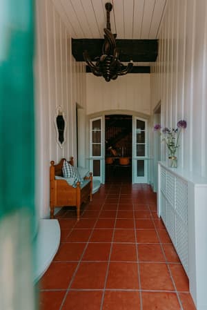 thumbnail: Hallway