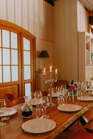 thumbnail: In-room dining