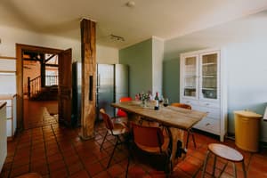 thumbnail: In-room dining