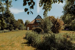thumbnail: Garden