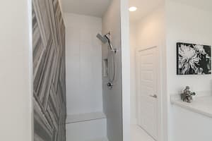 thumbnail: Bathroom shower
