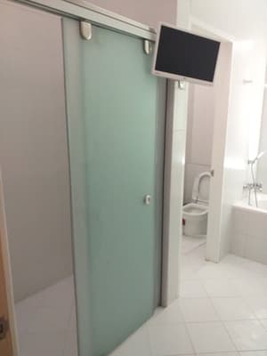 thumbnail: Bathroom sink
