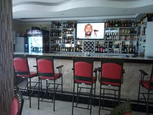 thumbnail: Bar (on property)