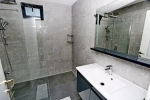 thumbnail: Interior entrance