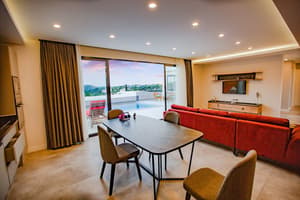 thumbnail: Terrace/patio