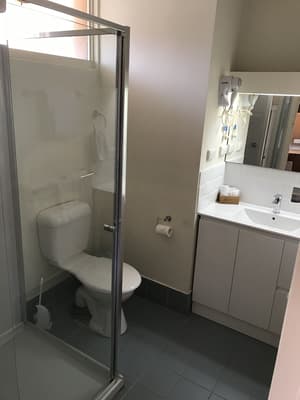 thumbnail: Bathroom