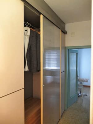 thumbnail: Interior