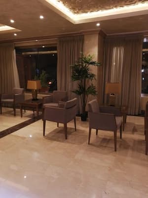 thumbnail: Lobby sitting area