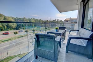 thumbnail: Terrace/patio