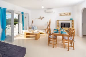 thumbnail: Living area