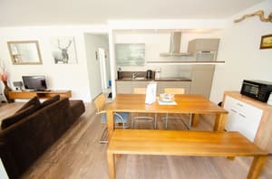thumbnail: In-room dining
