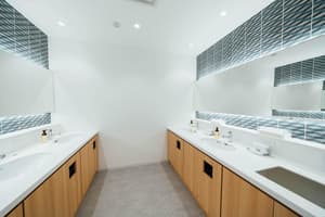 thumbnail: Bathroom