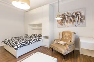 thumbnail: Street view