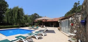 thumbnail: Private pool