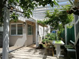 thumbnail: Terrace/patio