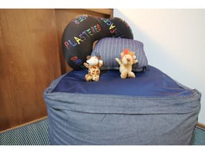 thumbnail: Interior detail