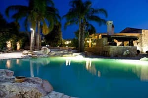 thumbnail: Property grounds