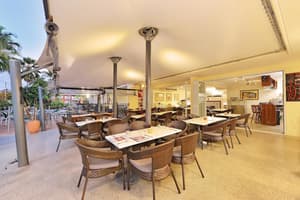 thumbnail: Breakfast area