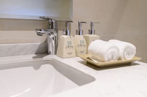 thumbnail: Bathroom amenities