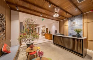 thumbnail: Reception hall