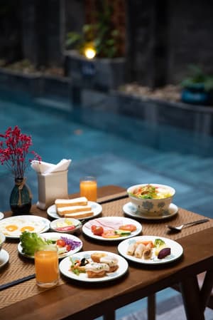 thumbnail: Food and drink