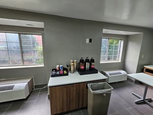 thumbnail: Breakfast area