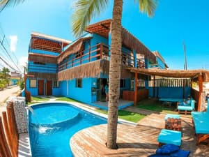 thumbnail: Exterior