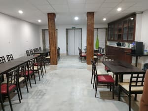 thumbnail: Snack bar