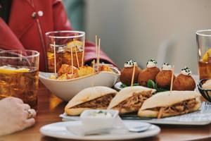thumbnail: Restaurant