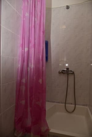 thumbnail: Bathroom shower