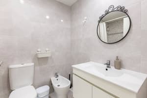 thumbnail: Shared bathroom