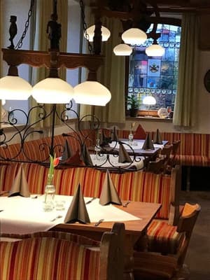 thumbnail: Restaurant