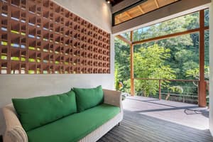 thumbnail: Living area