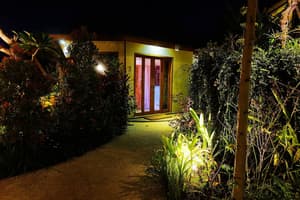 thumbnail: Exterior