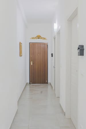 thumbnail: Hallway
