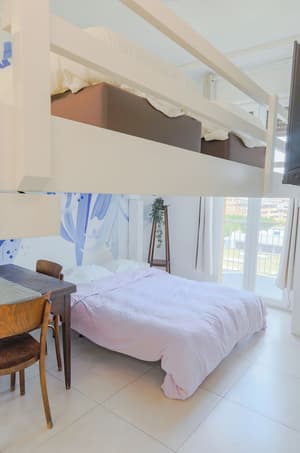thumbnail: Room amenity
